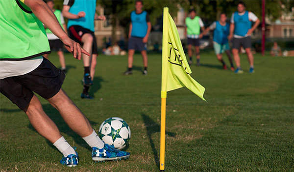 play football in amsterdam-post1