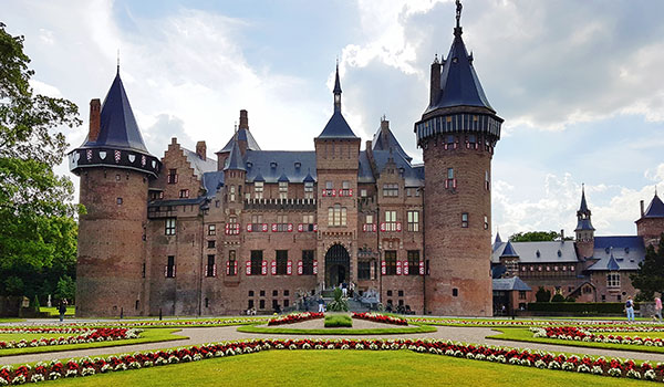 must visit castles-de haar