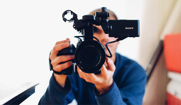 Best Freelance Jobs in the Netherlands - Video Editor