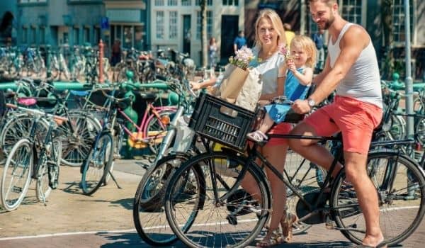 How to Save Money in the Netherlands-travel