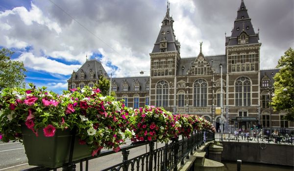 iconic buildings amsterdam rijksmuseum