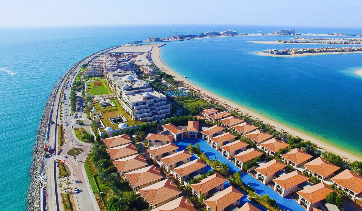 a row of houses on the jumeirah Palm in Dubai