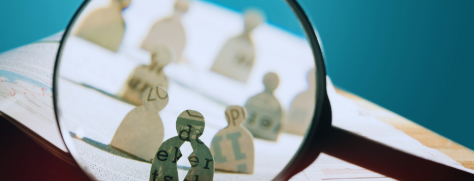 An artistoc concept of an expat being recruited from abroad into the Netherlands