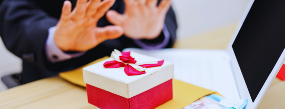 A man in the Netherlands refusing a bribe as part of his anti-corruption mindset