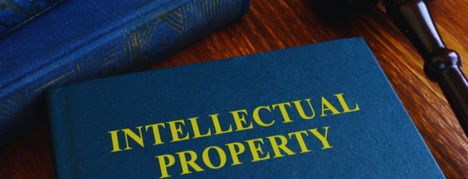 intellectual property law abiut copyright on desk