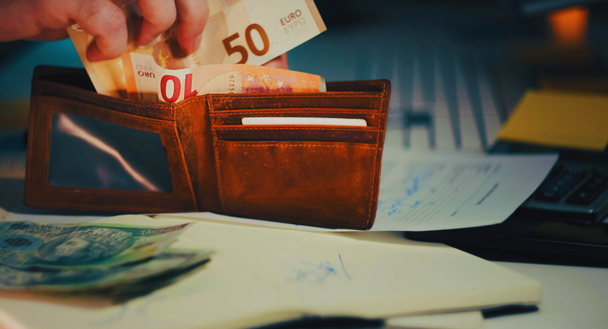 A wallet with eauro banknotes