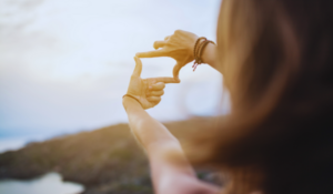 A women finding her focus in the outdoors
